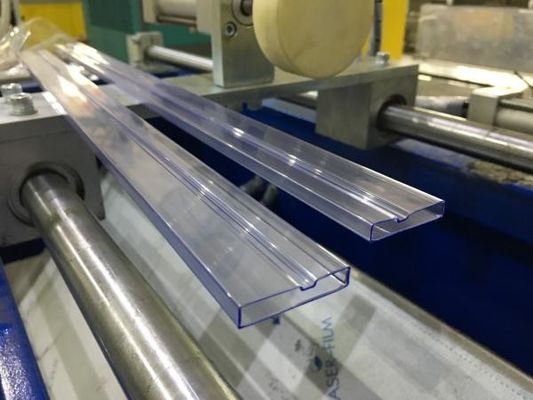 2 - 5M/Min IC ट्यूब PVC प्रोफ़ाइल एक्सट्रूज़न लाइन प्रोफ़ाइल एक्सट्रूज़न मशीन